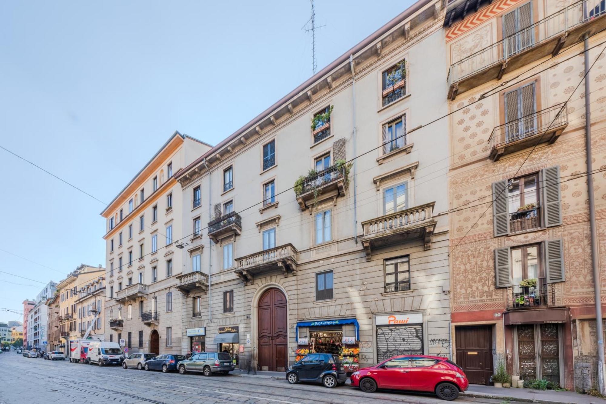 Easytopstay - Crocetta Modern Flat, Milan